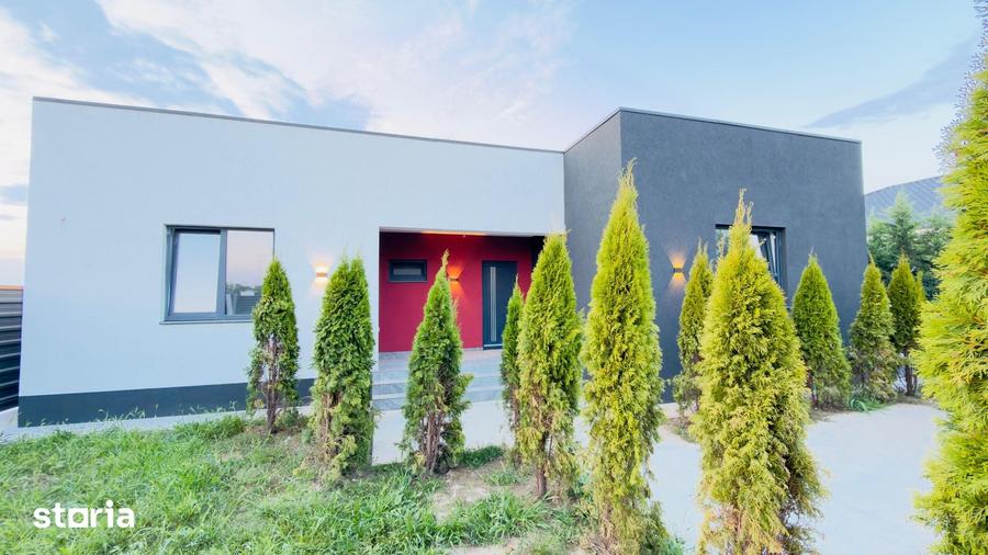 Casă cu 4 camere cu Teren 527 Mp în Central