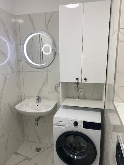 Garsonieră decomandată, mobilată în Blejoi