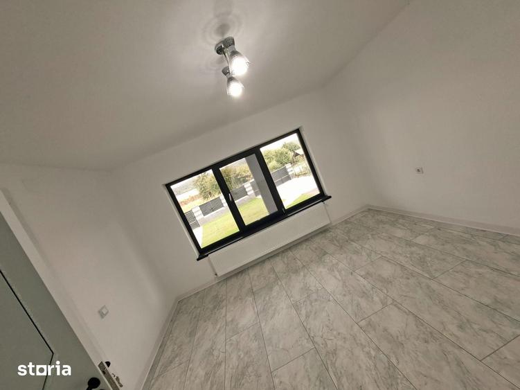 Casă cu 3 camere cu Teren 1000 Mp în Băiculești