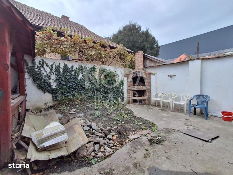 Casă cu 4 camere în Trei Stejari