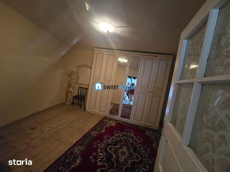 Casă cu 4 camere cu Teren 1700 Mp în Lisa