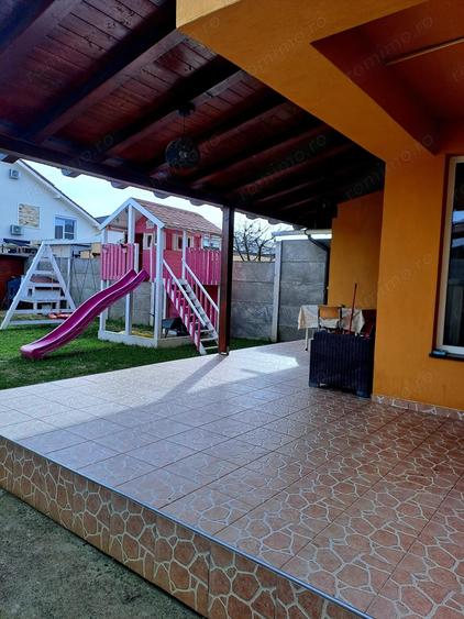 Casă cu Teren 325 Mp în Moșnița Nouă