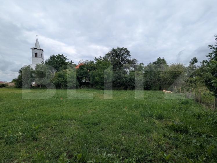 Duplex cu 4 camere cu Canalizare în Aiton