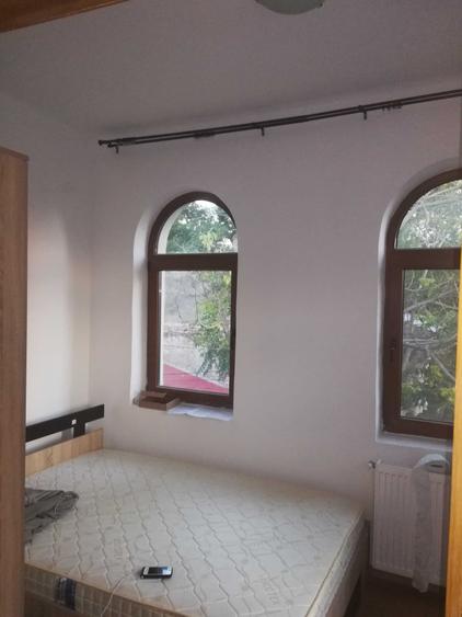 Apartament cu 2 camere semidecomandat în Rahova
