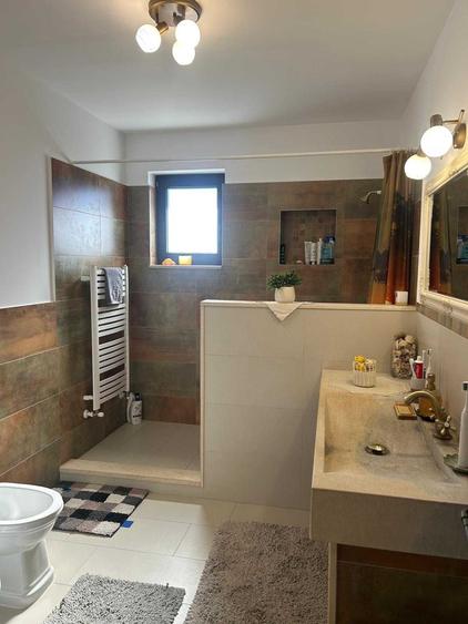 Casa Popesti Deal/205 mp utili/ 700 mp teren/Doua curti/Comision 0% - 4
