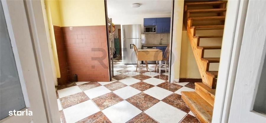 Casă cu 4 camere cu Teren 300 Mp în Central