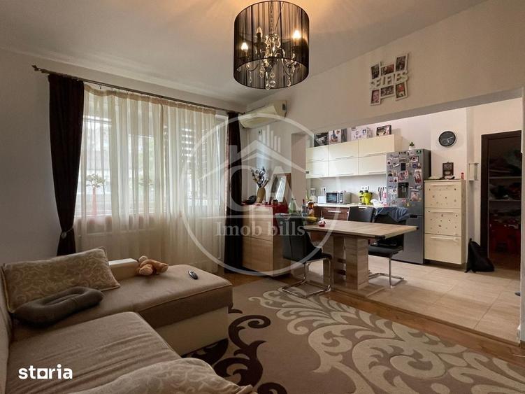 Apartament cu 3 camere decomandat în Decebal