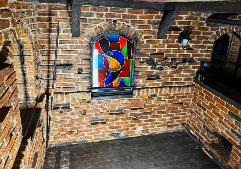 Duplex cu 6 camere cu Canalizare în Joița