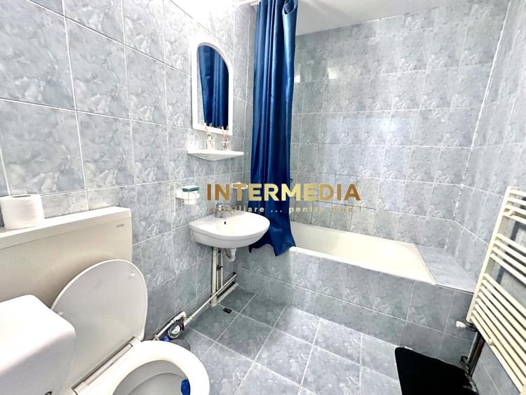 Apartament cu 2 camere decomandat, mobilat în Cetate