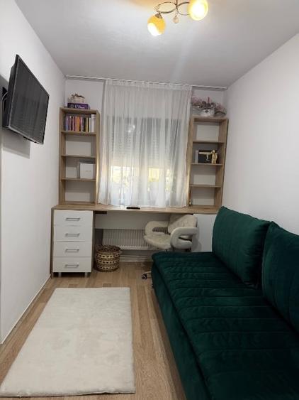 Apartament cu 2 camere decomandat, mobilat în 9 Mai