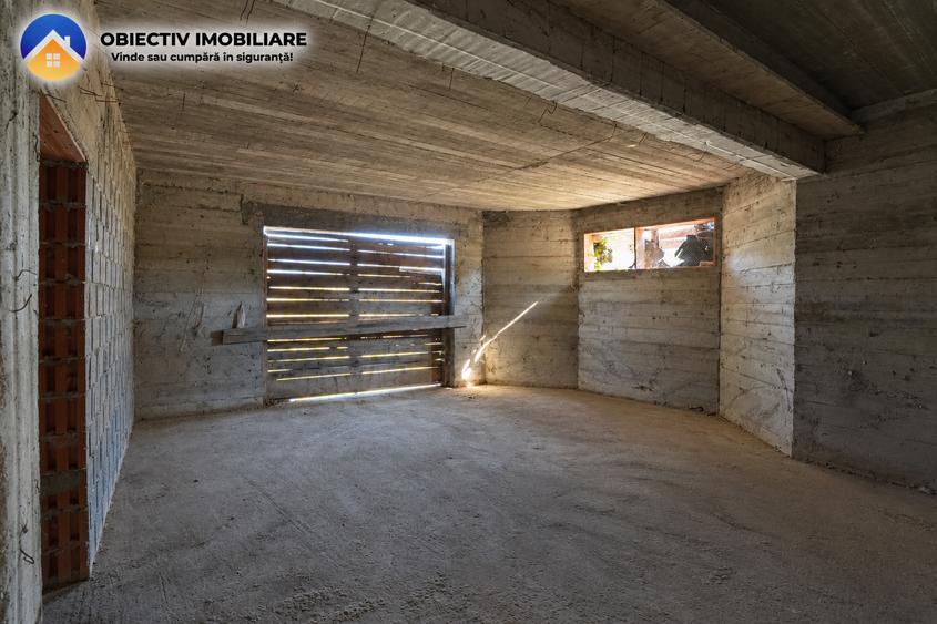 Vila la rosu si teren 500 mp de vânzare , Zona Fermelor - 18