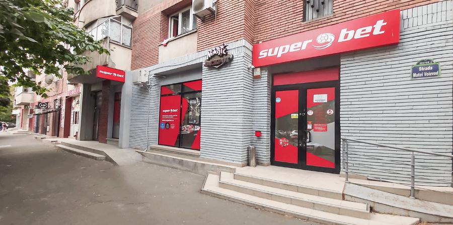 Spațiu comercial, de 102.66999816895 mp, în Vatra Luminoasă