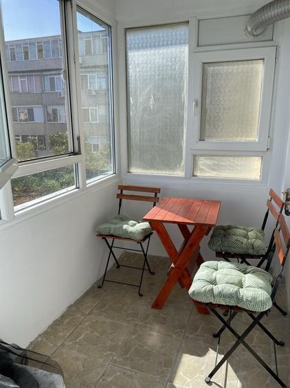 Apartament cu 3 camere decomandat în Giulești