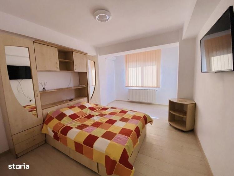 Apartament cu 3 camere, mobilat în Delfinariu