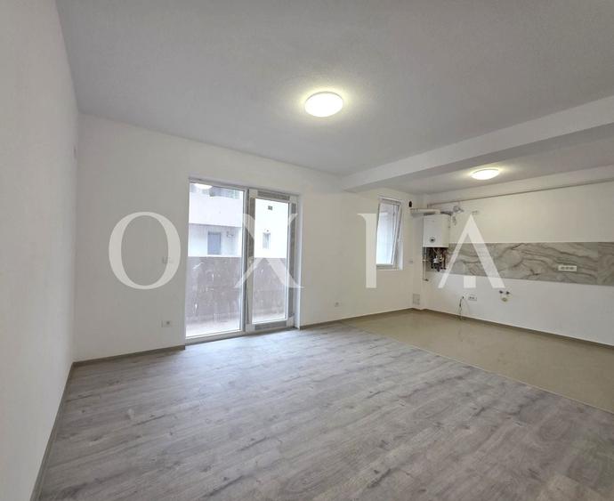 Apartament cu 3 camere semidecomandat în Giroc