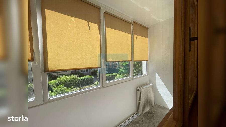 Apartament cu 3 camere semidecomandat în Micro III