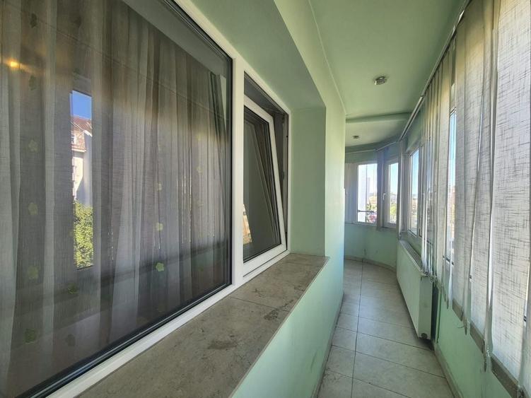 Apartament cu 2 camere în Centrul Civic