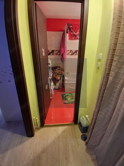 Apartament cu 3 camere semidecomandat în Gorjului