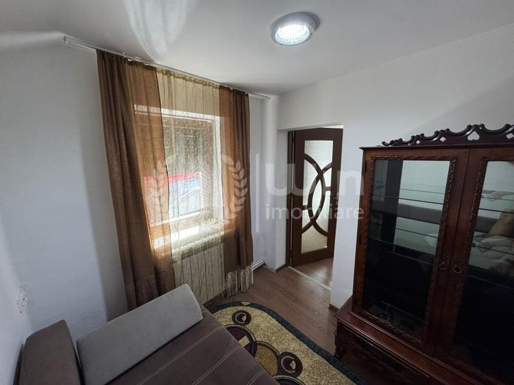 Apartament cu 2 camere semidecomandat, mobilat în Central — fotografia 3