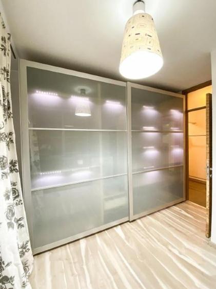 Apartament cu 3 camere în Unirii