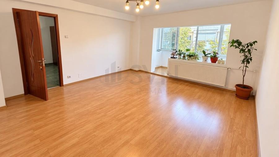 Apartament cu 2 camere decomandat în Tei