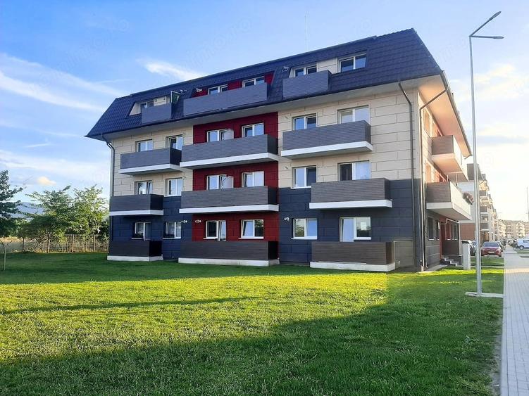 Apartament cu 2 camere decomandat în Sânpetru