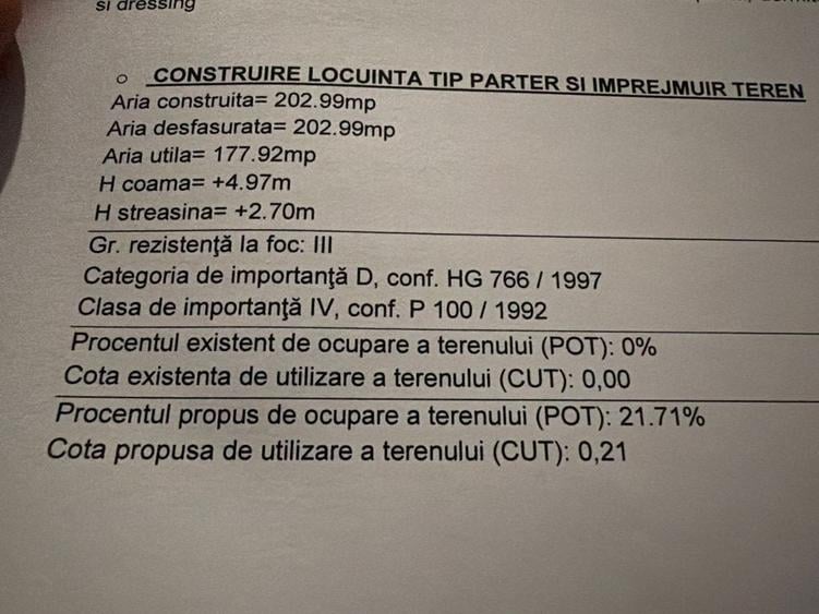 Casă cu 3 camere în Săucești