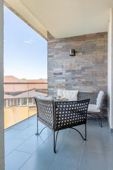 Apartament cu 2 camere decomandat în Sisești
