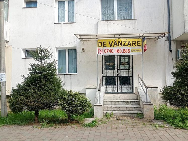 Spațiu comercial, de 38 mp, în Central