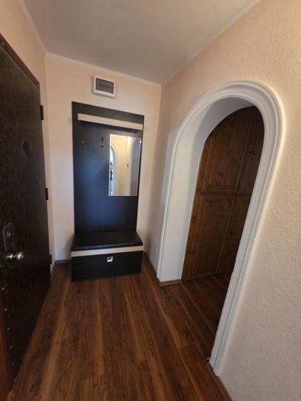 Apartament cu 3 camere decomandat în Rogerius