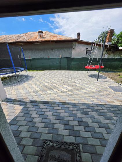 Casă renovată cu 6 camere, teren 557 mp – Berceni, Prahova - 56