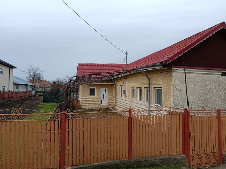 Casa de vanzare in sat Scurtesti,com Vadu Pasii - 2