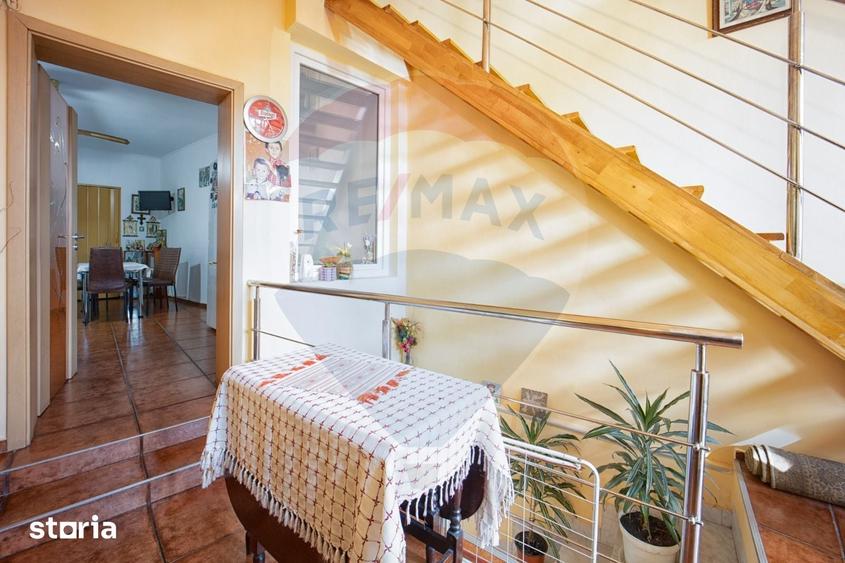 Casă cu 4 camere cu Teren 60 Mp în Bartolomeu