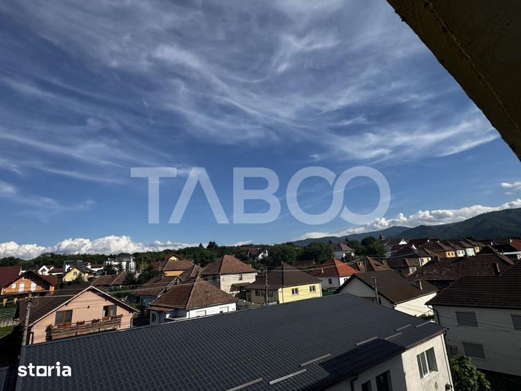 Apartament cu 4 camere decomandat în Central