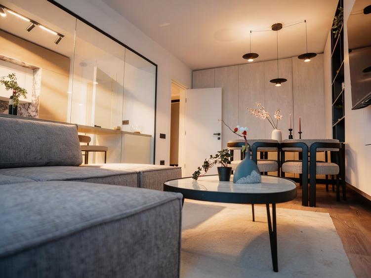Apartament cu 2 camere decomandat în Theodor Pallady