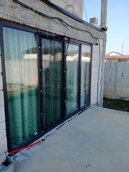 Casă cu 4 camere în Ciorogârla