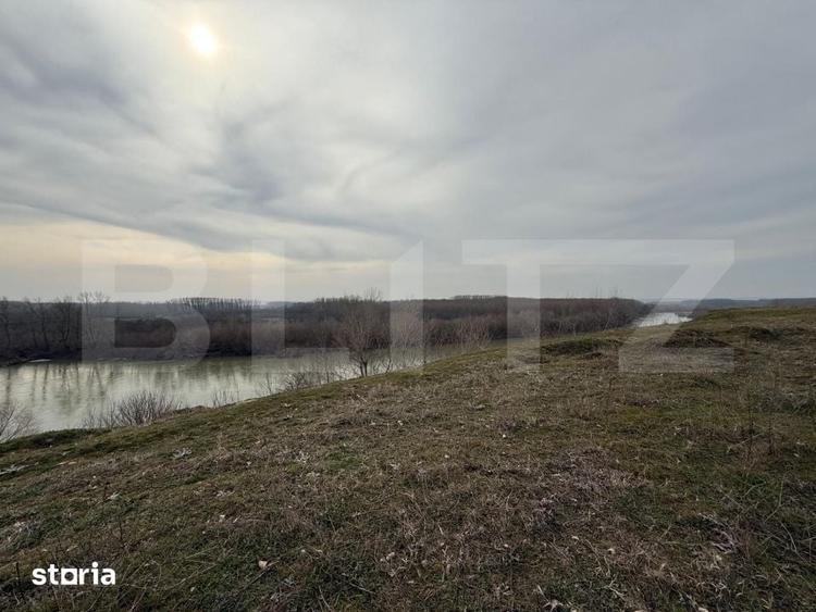 Teren de 970 mp, în Malu Mare