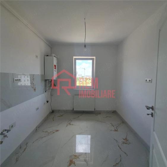 Apartament cu 2 camere decomandat în Fundeni