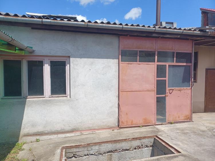 Casă individuală cu 3 camere cu Canalizare în Cantemir