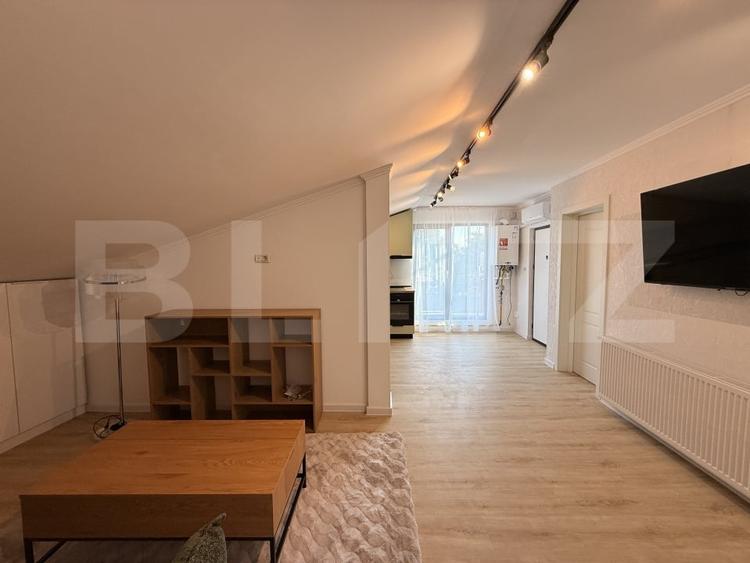 Duplex cu 3 camere cu Canalizare în Romanești