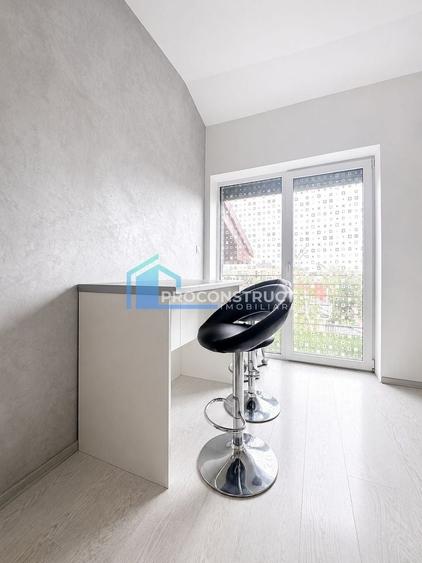Apartament cu 4 camere decomandat, mobilat în Lipovei