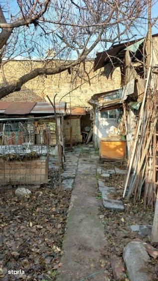 Casă cu 3 camere cu Teren 390 Mp în Gării