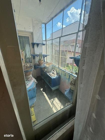 Apartament cu 3 camere semidecomandat în Ultracentral