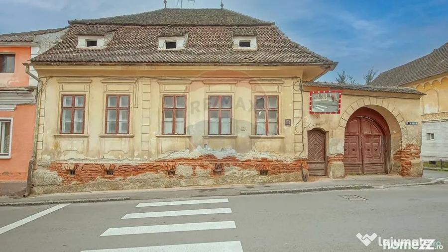 Casă cu 5 camere cu Teren 479 Mp în Schei