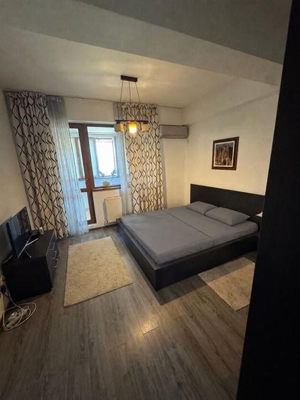 Apartament cu 2 camere decomandat în Olteni