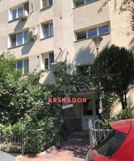 Apartament cu 3 camere în Titan