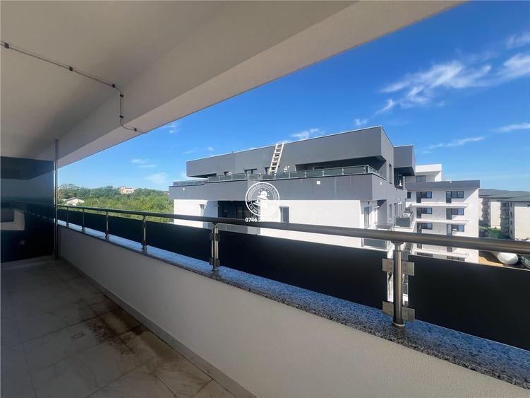 Apartament cu 4 camere decomandat în Galata