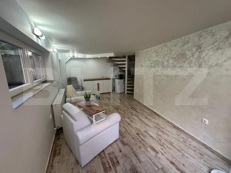 Apartament cu 3 camere decomandat, mobilat în Titulescu