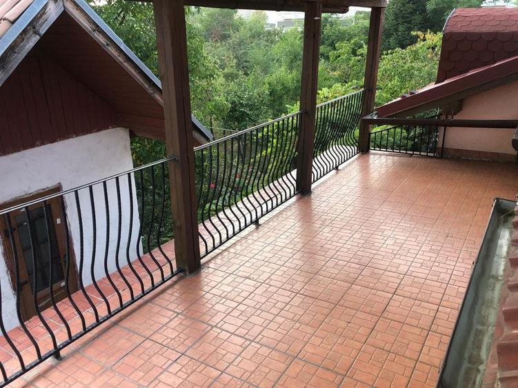 Apartament cu 3 camere nedecomandat în Mărăști