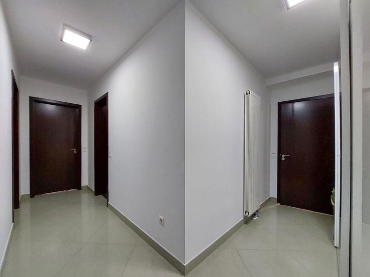 Apartament cu 4 camere decomandat în Brașovul Vechi